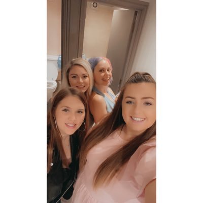 BeccawadesonAFC's profile picture. 