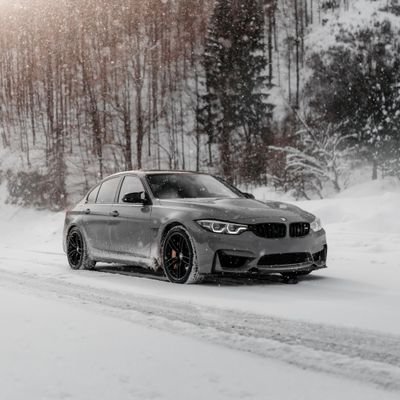 aero_speedster's profile picture. AviatorGeek ✈️  |  SpeedFreak🏎️.  
                          (◠‿◕)