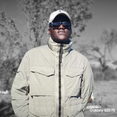 Nhlakanipho89's profile picture. 