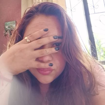 jennjuarezgro's profile picture. Experiencias vividas, jamás contadas, sólo gozadas y en silencio guardadas. Las niñas, vodka. Las mujeres, vino tinto. #MomOfOne