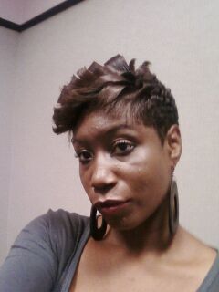 im a person who is hard not to love.singer/songwriter ,actress,and proud mommy trying to make a better life for us.