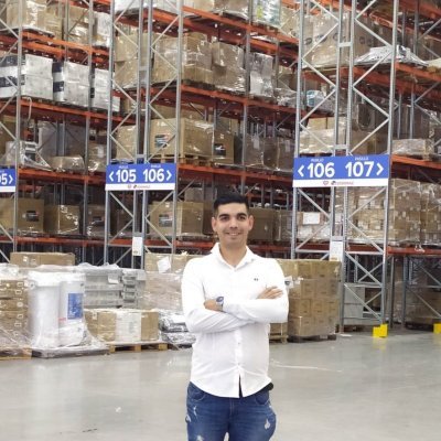Analista de Logística, próximo Licenciado en Planificación Logística
Argentina