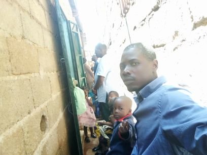 FabienEngamba's profile picture. Chrétiens