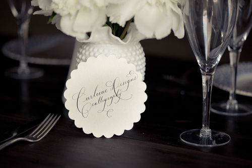 Calligrapher, macaron maker, fledgling beauty blogger. Pretty is what I do.