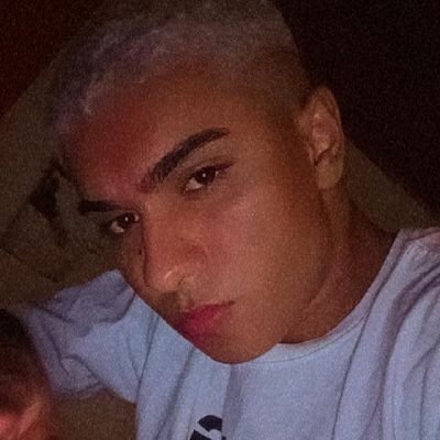 viva o hoje,o amanhã é ilusório 💥🎭👑