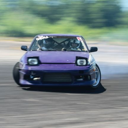 devinhomie_'s profile picture. Be certain, be skrrtn'.