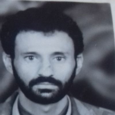 الله جل جلاله في قلوبنا هوربناالمنعم المتفضل والقران العظيم كتابناودستورناومصدرقوتناومحمدصلى الله عليه وسلم نبينا ثم ان اليمن قطعة وجزء من ارواحناواجسادنا