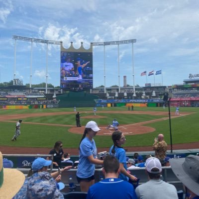 BigChie64578763's profile picture. God First, 16 year Royals Season Ticket holder, Mizzou Grad, Chiefs Fan, Royals Rally Mantis 🦎,Severe Weather Storm Chaser ⛈🌪, Drone Expert 🛸, Nascar Fan 🏁