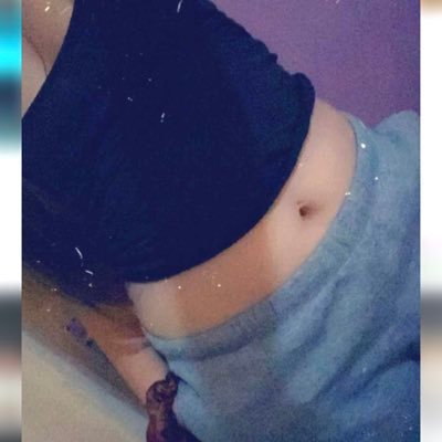 Adult content 🔞 DM me your requests or subscribe to my Onlyfans! 🍑💦