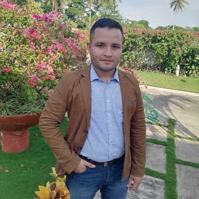 Nestor_Izq's profile picture. Geofísico

#JUCHIMÁN🙌