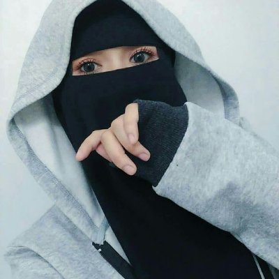 zv6M0WNqzez6RHR's profile picture. 