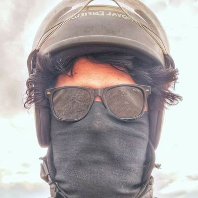 Deepith13's profile picture. Photographer