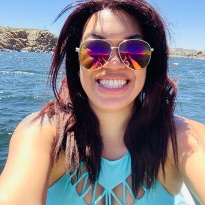 positivelyniki's profile picture. 30-something fitness junkie, runner, optimist & tea lover. I love to be outdoors and create workouts for fun.