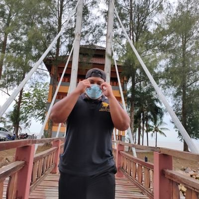 _raziiiii's profile picture. Celeng