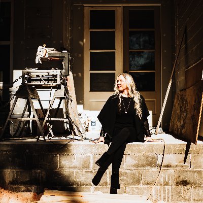 renowayoflife's profile picture. DIY, design and investing tips
Financially free @ 36; Feat. in Forbes
🏚Current reno - 1900’s Ql’r
Get the calculator⤵️👇🏻