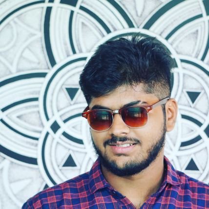 SharzDj's profile picture. 