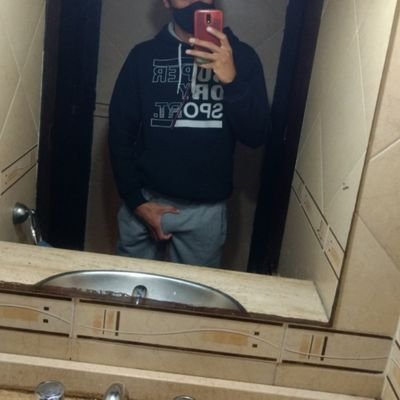 JordanOrtega55's profile picture. tengo 24 años soy versátil 20 cm,