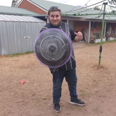 Just an aussie gamer doing the best a gamer can i also stream over at https://t.co/VUH0WQrDJR