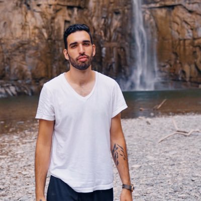Tiago Soares | @playapex streamer 2x masters | Make videos on Youtube & stream over at https://t.co/ZIkIeolLwZ content creator for @teamresorg ❤️‍🔥