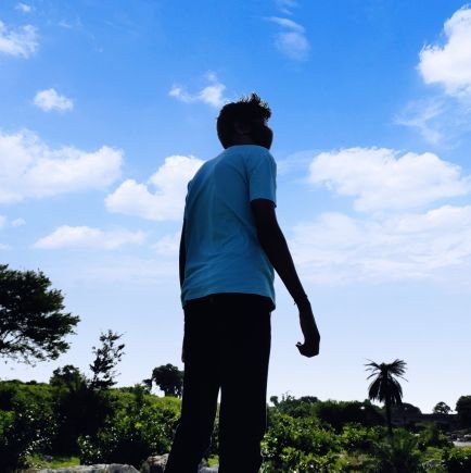 harshh_1o1's profile picture. 
