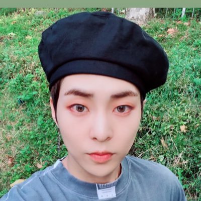 kimx1uminseok's profile picture. main account - @kimxiuminseokki✨EXOL✨18✨