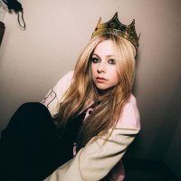 Avril Lavigne Deluxe(@Lavigne_Deluxe) 's Twitter Profile Photo