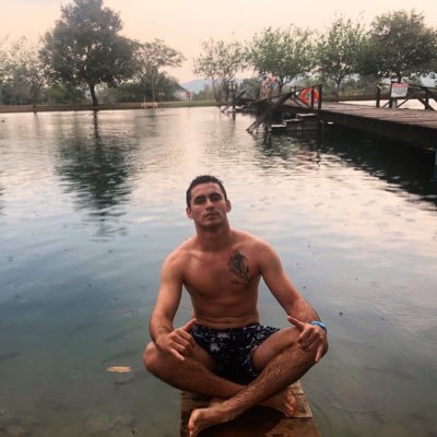 Torvic_Sain's profile picture. Tranquilo como um monge sempre..
🌞