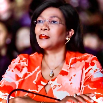 Executive Director of The World Heritage Group. Advocate for future-forward education, learning, and work. Tweets are my opinion & RTs aren't endorsements