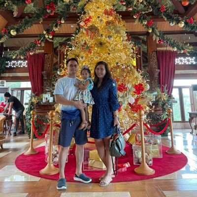 fmsthird's profile picture. Happiness.