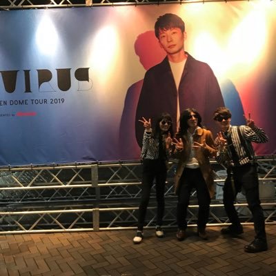 ネタバレ注意 今月のkiss 逃げるは恥だが役に立つ で 僕が出来るのはこれくらい って 漫画内だけど 平匡がみくりにハグしてた ベットで 源さんとがっきーに見えた発狂 平匡がどんどん自分からみくりに癒しに行ってるの萌えまくり ネタバレ注意 今月のkiss 逃げるは恥だが役に立つ で 僕が出来るのはこれくらい って 漫画内だけど 平匡がみくりにハグしてた ベットで 源さんとがっきーに見えた発狂 平匡がどんどん自分からみくりに癒しに行ってるの萌えまくり