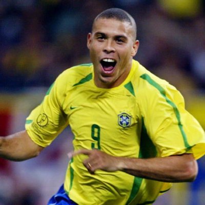 Ronaldo maior Jogador brasileiro Pós-Pelé.
Melhor do Mundo em 96, 97 e 2002.
Melhor da copa de 98.
Bi da copa do mundo 94 e 02.
15 gols em copas.