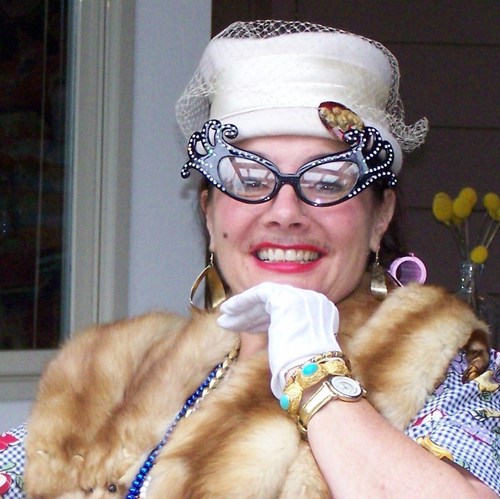 auntlenasez's profile picture. 