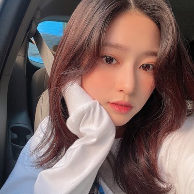 00line IZ*ONE🌹SEVENTEEN💎🦌TREASURE IVE(G)I-DLE BOYNEXTDOOR 無言フォローすみません🙇🏻♀️