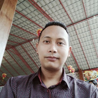 Hanya manusia biasa. Ya makan. Ya minum. Ya nanti juga mati.