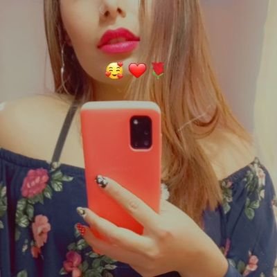 I like what you show and what you hide turns me on.😈😈😈 🇨🇴💋