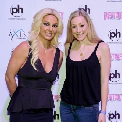 Verified Britney Bitch. Loves all things Britney Spears & tweets frantically. You've been warned. Met @britneyspears May 7th 2014 ♥