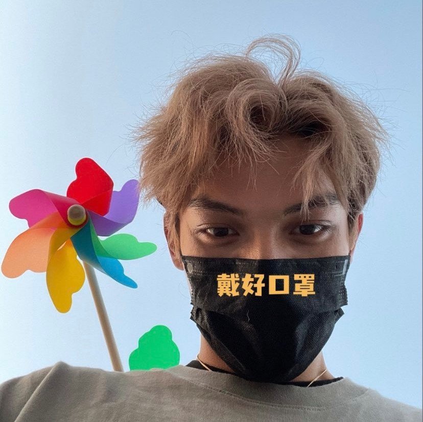 XxR4Y_'s profile picture. 