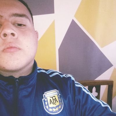 LevonChaves's profile picture. 12/08❤