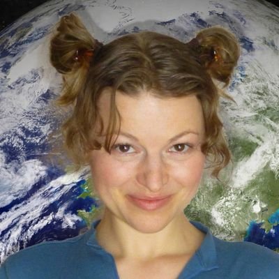 JennysKosmos1's profile picture. Join me or die 🐉🔥😉
Nothing exists except atoms and empty space; everything else is Opinion🪐
(#Wolflikeme 🐺)