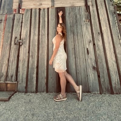 ArnetaCrisp's profile picture. 25. ETX. OT Student.