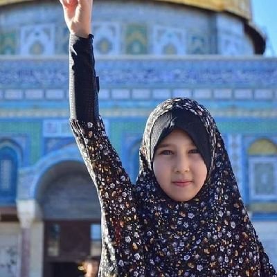 فينا ولاء ما لو ان الروس تتخصب
في حب طــــه واله لا نـــخصبــــها