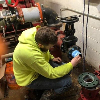 I'm a plumber by day and a xrp holder all the time. I believe in a few crypto currency but will trade them all.