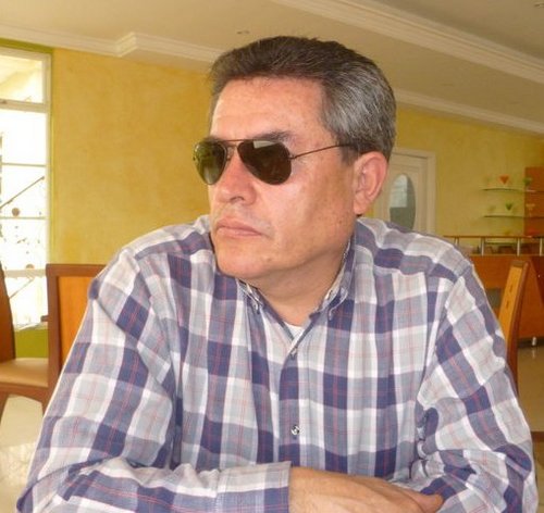EDAD 63 AÑOS RADIOAFICIONADO DESDE 1975 SALUDO CORDIAL QRV EN CUENCA - ECUADOR 73's y DX's . https://t.co/NSllNVLjfd