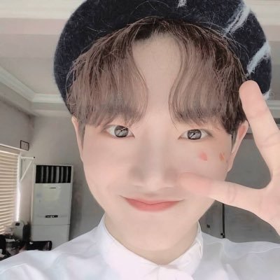 zero_zero ★ cute petite koala from treasure who loving ravandra endlessly and always spread virus of happiness around, kim junkyu! ૮ ’• ˕ •` ა