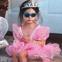 iil7z's profile picture. 𝘏𝘦𝘭𝘭𝘰 𝘩𝘶𝘮𝘢𝘯𝘴