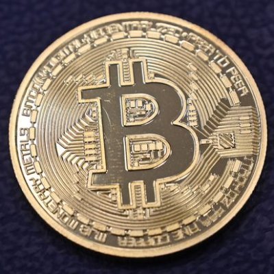 vikie47681422's profile picture. 