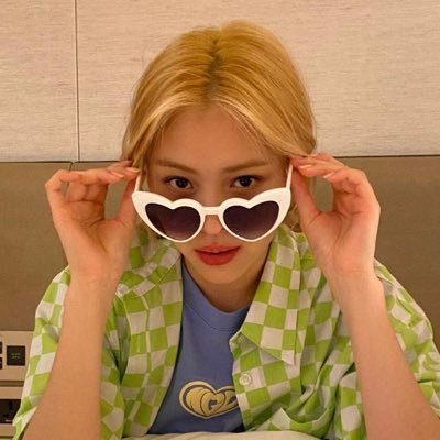 @hyucksprnt @hyucksprnt @hyucksprnt