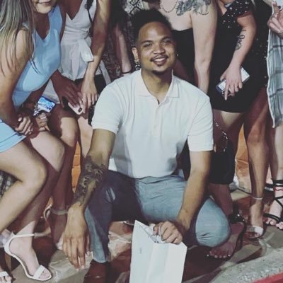 dino_daviddd's profile picture. SHEEEEEEEEEESH