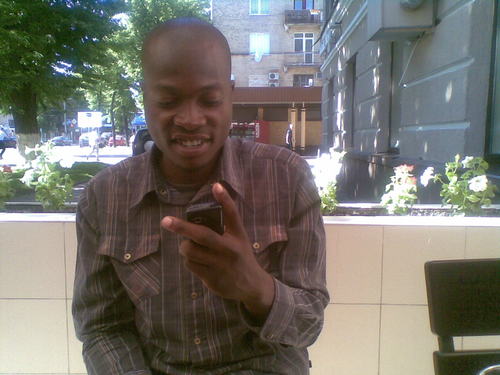 Godhelp_moi's profile picture. born n raised...n ve been counting days:)