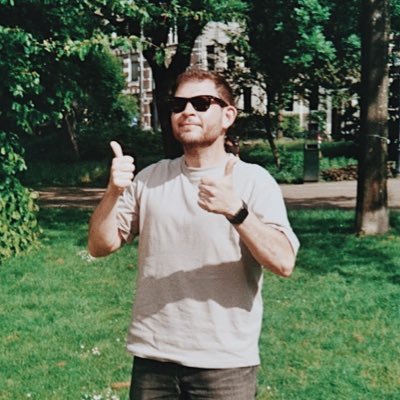 Pizza lover, drums player, dogs stalker. š¤š». Product Designer @Adyen.